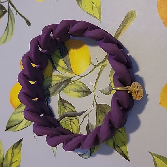 Marc Jacobs Stretch Rubber Chain Bracelet. - Picture 6 of 6